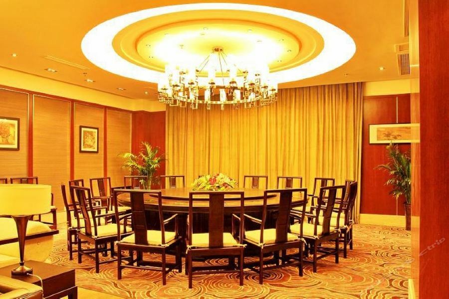 Langzhong Grand Hotel Shahepu Exterior foto